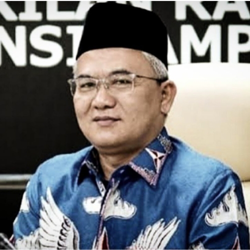 Kepala Dinas Koperasi GUNUNG SUGIH